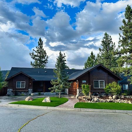 Custom Single Story Cabin With Jacuzzi Pool Table & Big Game Room With Arcade Games Big Bear Lake Esterno foto