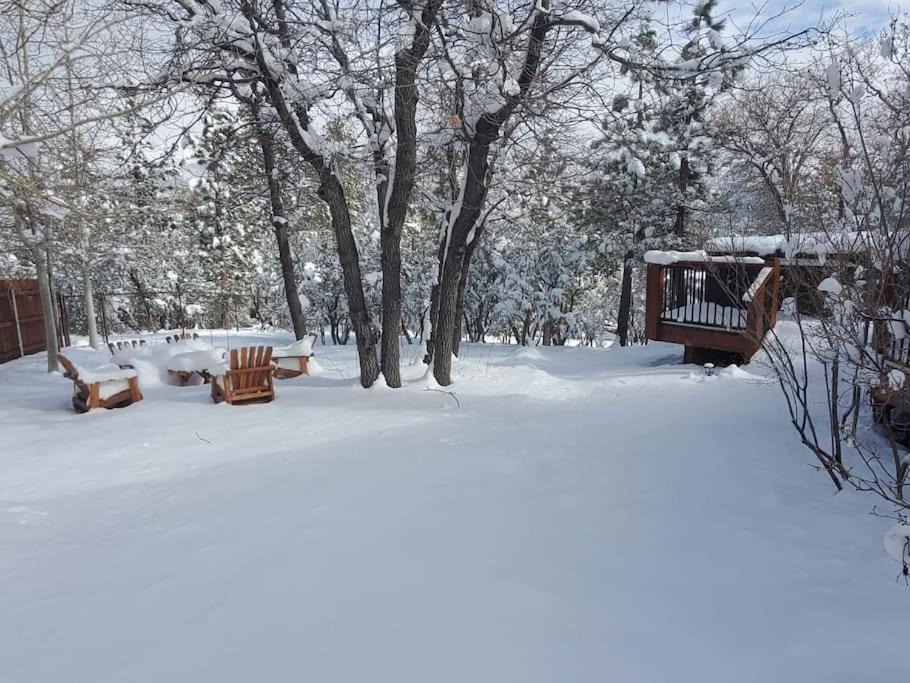 Custom Single Story Cabin With Jacuzzi Pool Table & Big Game Room With Arcade Games Big Bear Lake Esterno foto
