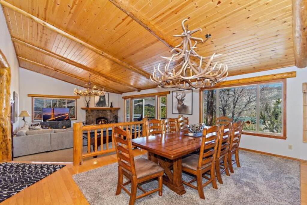 Custom Single Story Cabin With Jacuzzi Pool Table & Big Game Room With Arcade Games Big Bear Lake Esterno foto